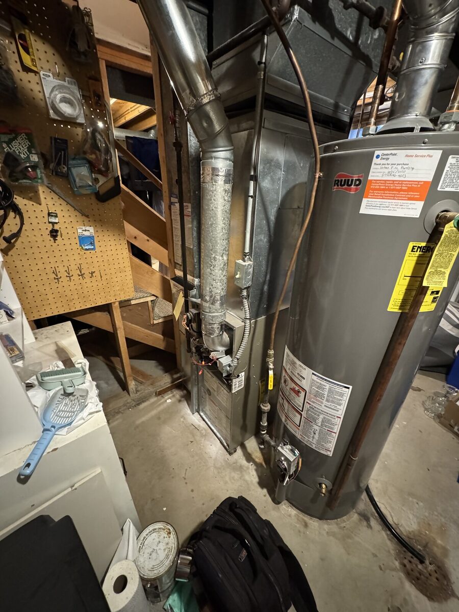 Furnace installation with organized ductwork and connections